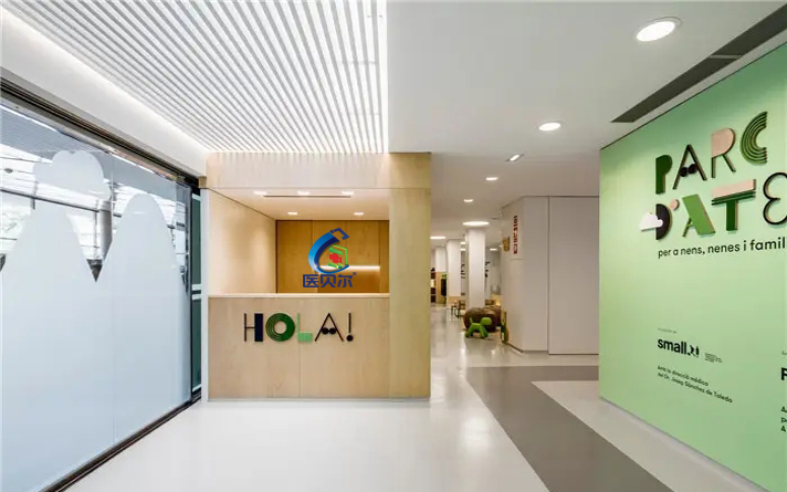 黑晶防水鋁醫(yī)院專用病房木門和碳晶板門的區(qū)別